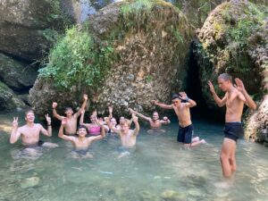 Tri-Jugend im Trainingslager Wasserfall