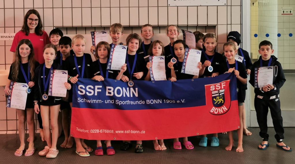 SSF Bonn gewinnen Teamausdauer beim Kids Cup Schwimmen