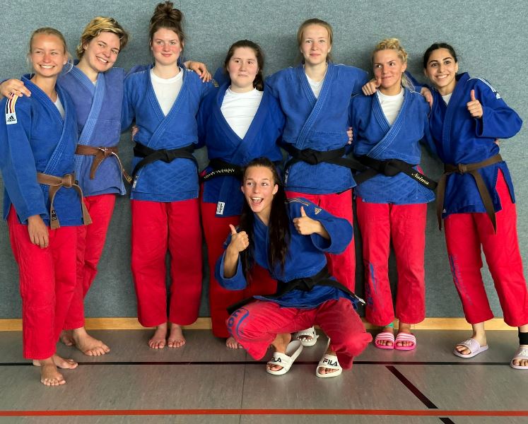 4 Punkte für die Judo Damenmannschaft der SSF Bonn beim 1. Kampftag der Oberliga