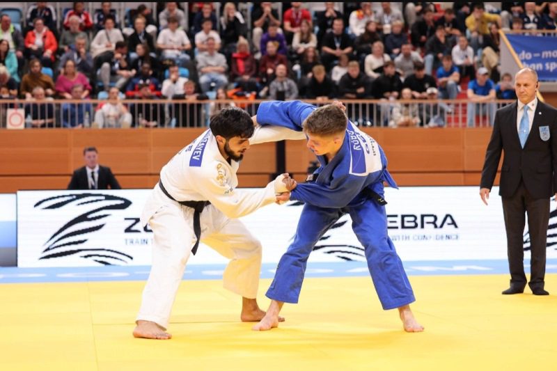 SSF Judoka Jano Rübo wird fünfter beider EM U23 im Einzel und gewinnt im Mixed Team Gold