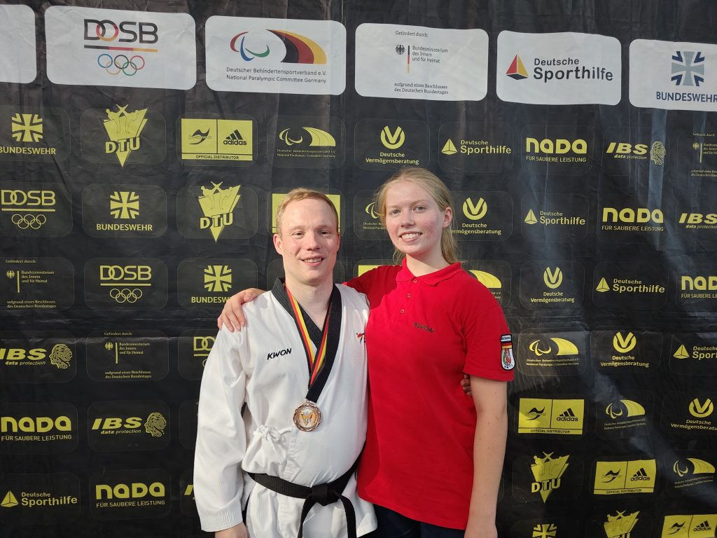 Deutsche Meisterschaft und Deutscher Jugendcup 2024 im Taekwondo Formenlauf (Poomsae)