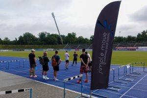 Die ersten Teilnehmer treffen im Sportpark Nord ein
